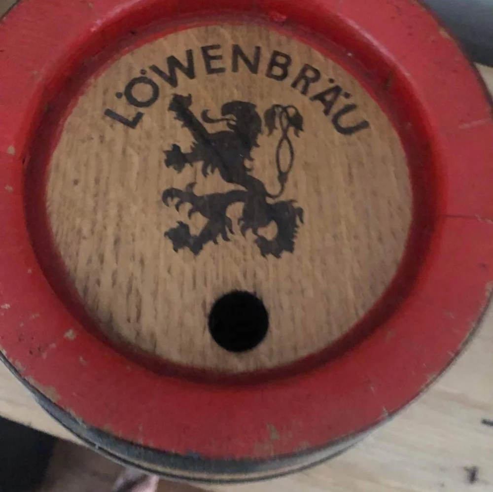 🛢️Vintage German Lowenbrau Wooden Beer Barrel Munich Germany - Picture 2 of 5